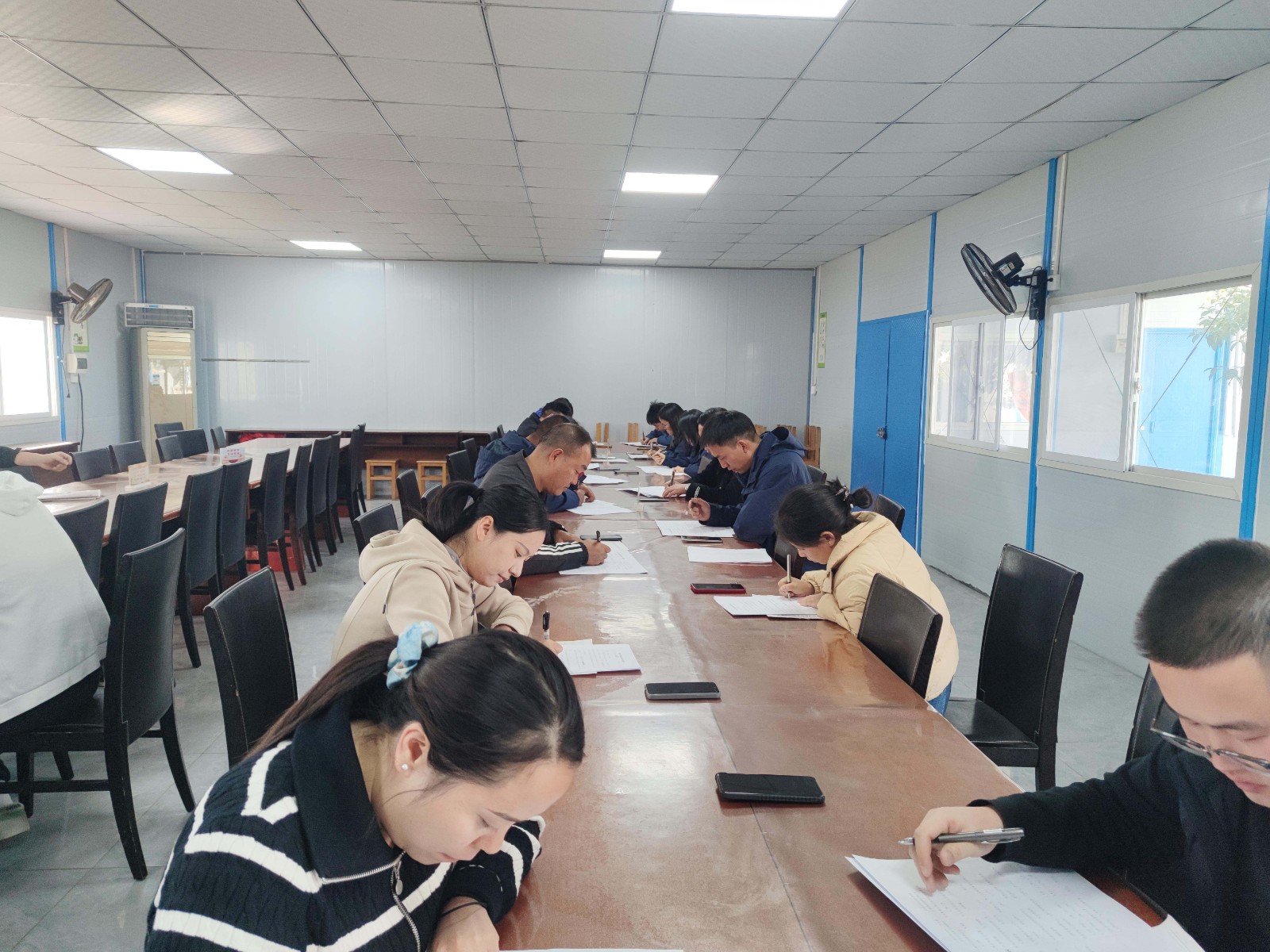 1767583233992779.jpg 1767583233992779.jpg